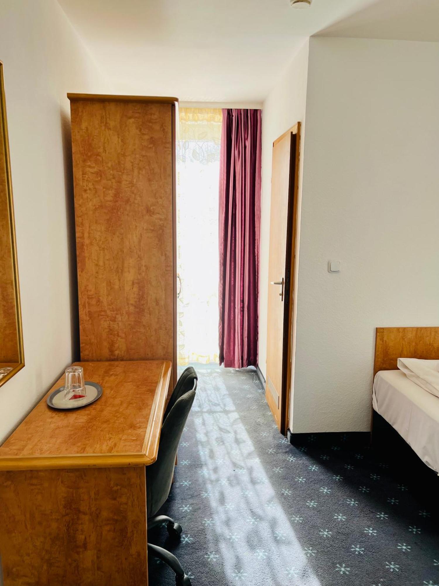 Hotel Neo Cologne Bonn Airport Rosrath Luaran gambar